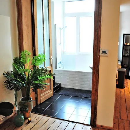 The Oasis Apartment, 2 Bedrooms South דירה